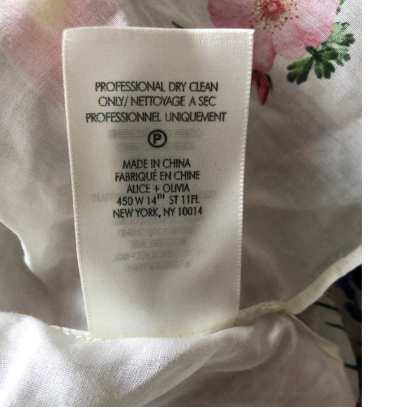 ALICE + OLIVIA Ilan Smocked Floral Blouse - Picture 11 of 14